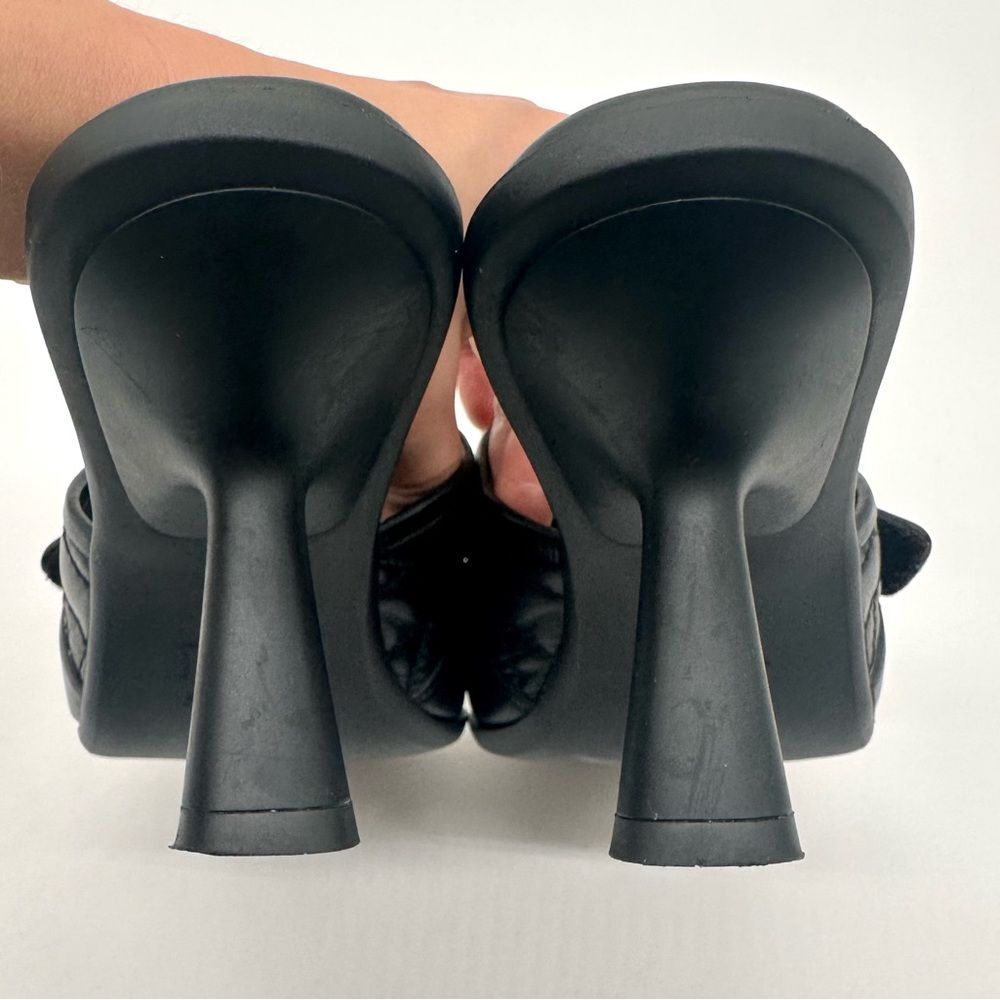 CHRISTIAN DIOR  Quilted Dio(r)evolution 80mm Slide Sandals 37 Black Leather EU37 - Picture 10 of 11